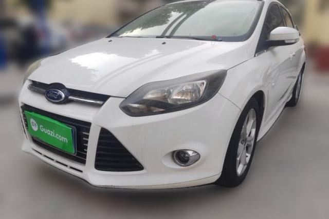 Used Ford Focus 2012 Hatchback 2.0L Manual Luxury Sport Model