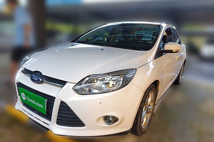 Used Ford Focus 2012 Sedan 1.6L Automatic Fashion Edition Guazi used car, China used car export, Used car for sale, Used cars, Cheapest cars for sale