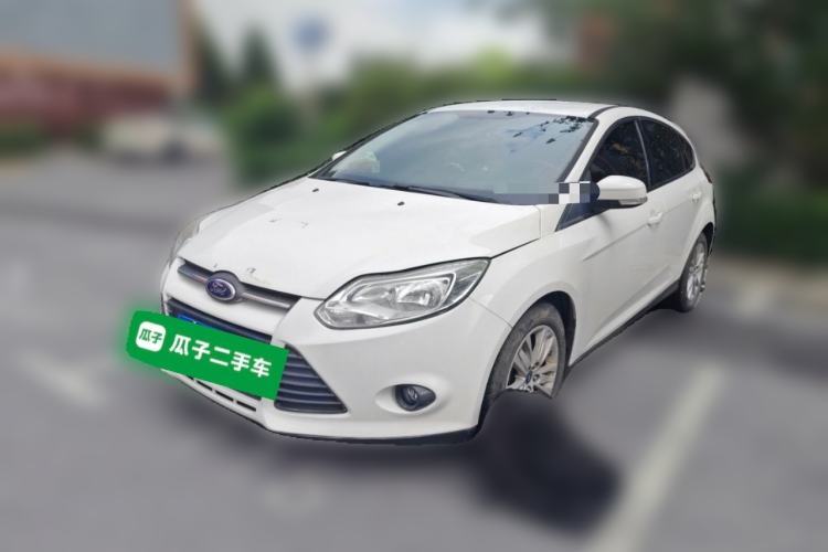 Used Ford Focus 2012 Hatchback 1.6L Automatic Comfort Model Guazi used car, China used car export, Used car for sale, Used cars, Cheapest cars for sale