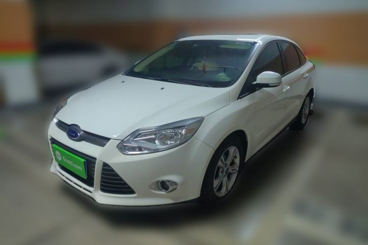 Used Ford Focus 2012 Sedan 1.6L Manual Fashion Edition Guazi used car, China used car export, Used car for sale, Used cars, Cheapest cars for sale