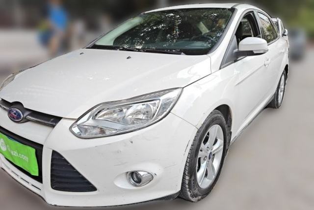Used Ford Focus 2012 Sedan 1.6L Automatic Fashion Edition