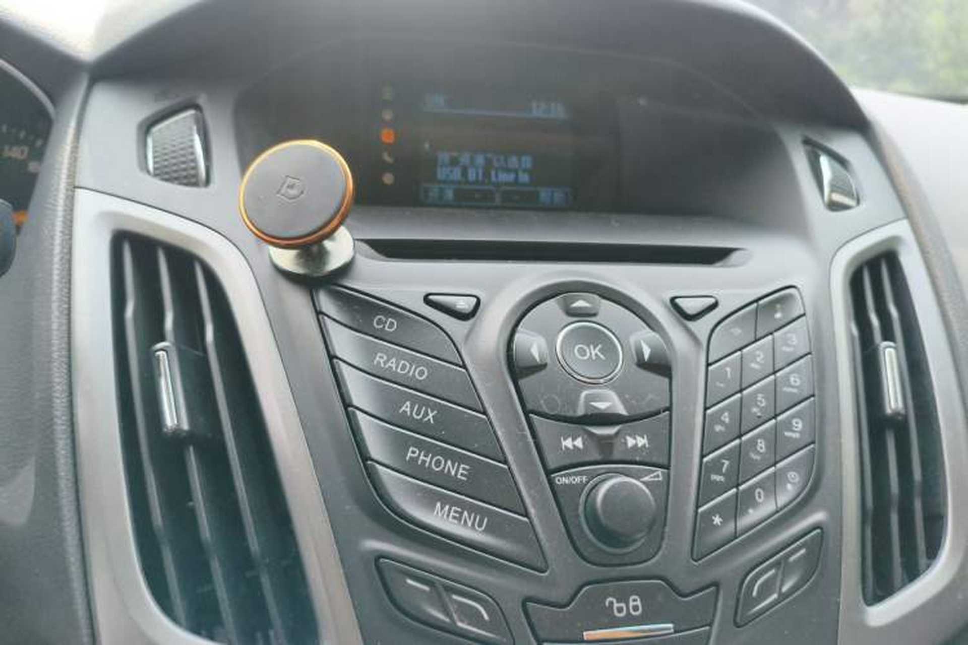 Used Ford Focus 2012 Sedan 1.6L Automatic Fashion Edition Audio And AC Panel