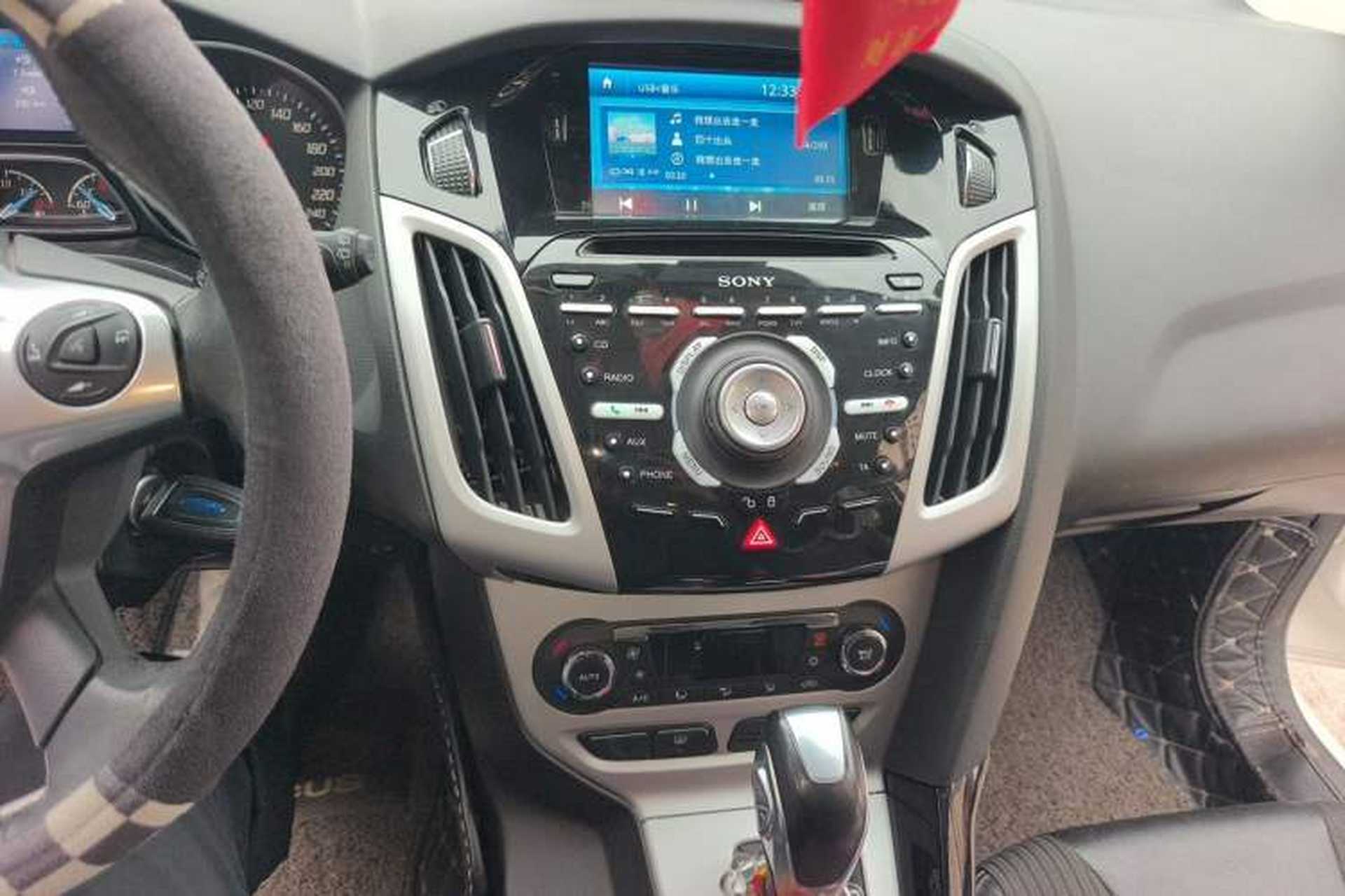 Used Ford Focus 2012 Hatchback 2.0L Automatic Luxury Sport Model Audio And AC Panel