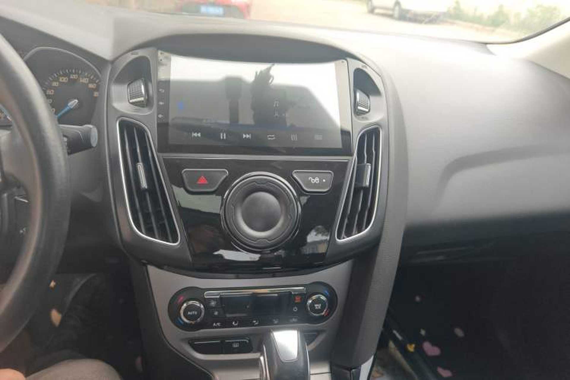 Used Ford Focus 2012 Sedan 1.6L Automatic Fashion Edition Audio And AC Panel
