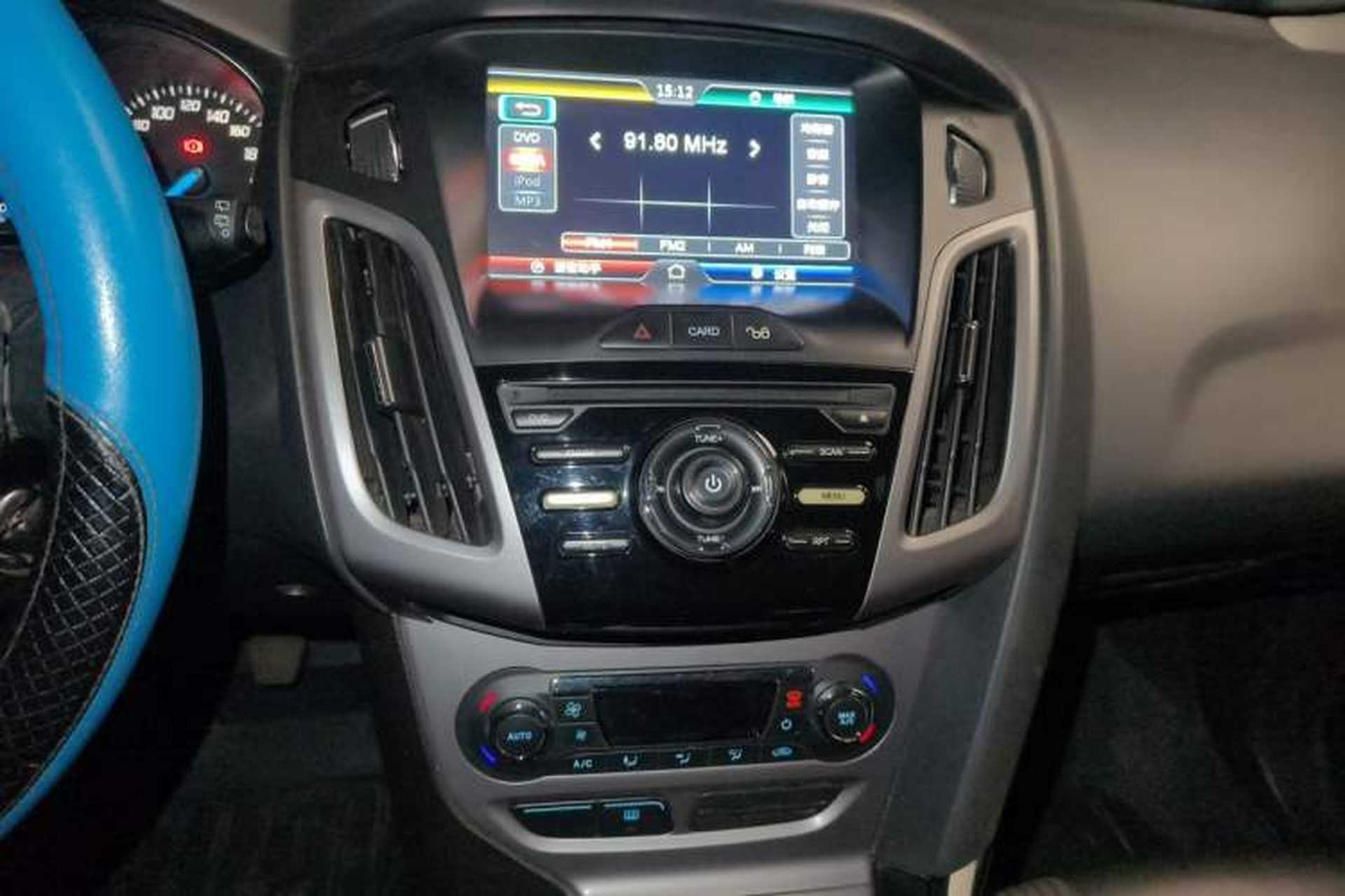 Used Ford Focus 2012 Hatchback 1.6L Manual Fashion Edition Audio And AC Panel