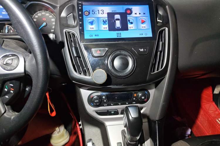Used Ford Focus 2012 Hatchback 2.0L Automatic Luxury Sport Model Audio And AC Panel