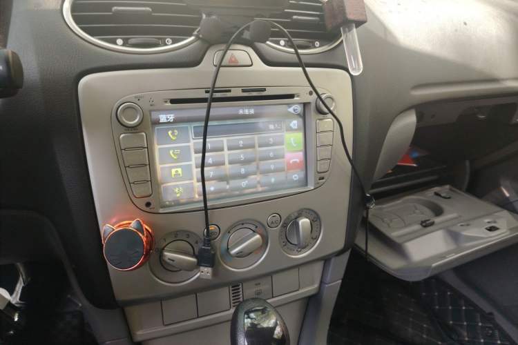 Used Ford Focus 2012 Hatchback Classic 1.8L Automatic Base Model Audio And AC Panel