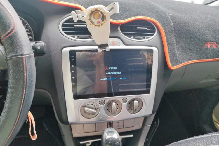 Used Ford Focus 2012 Hatchback Classic 1.8L Automatic Base Model Audio And AC Panel