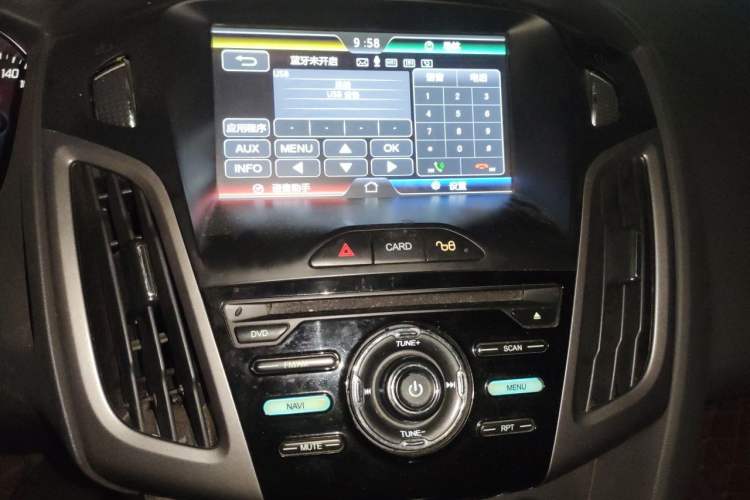 Used Ford Focus 2012 Sedan 1.6L Automatic Fashion Edition Audio And AC Panel