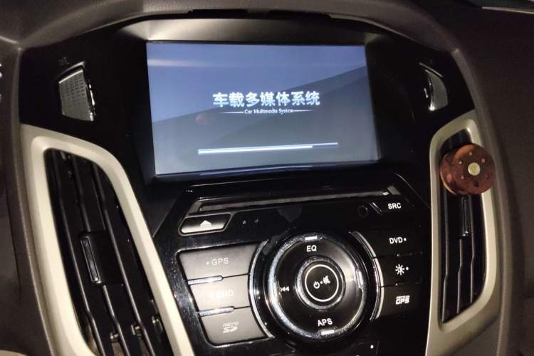 Used Ford Focus 2012 Sedan 1.6L Automatic Fashion Edition Audio And AC Panel