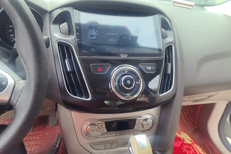 Used Ford Focus 2012 Sedan 1.6L Automatic Prestige Model Audio And AC Panel