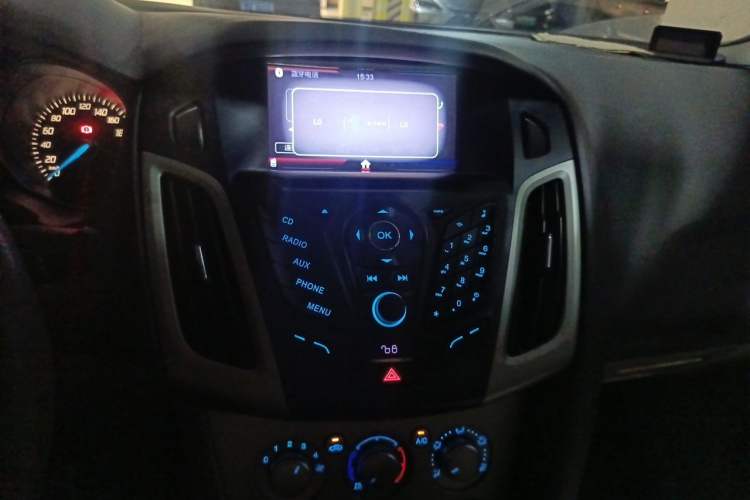Used Ford Focus 2012 Sedan 1.6L Automatic Comfort Model Audio And AC Panel