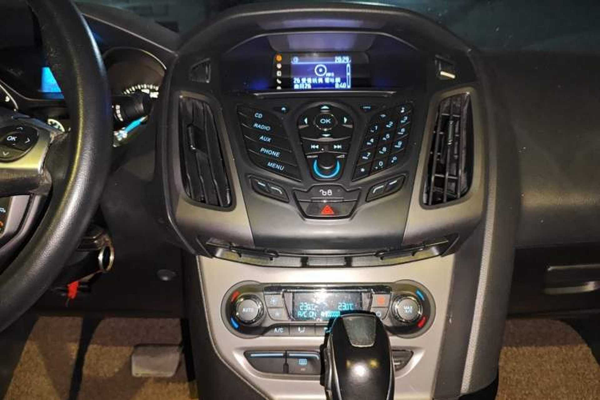 Used Ford Focus 2012 Sedan 1.6L Automatic Fashion Edition Audio And AC Panel
