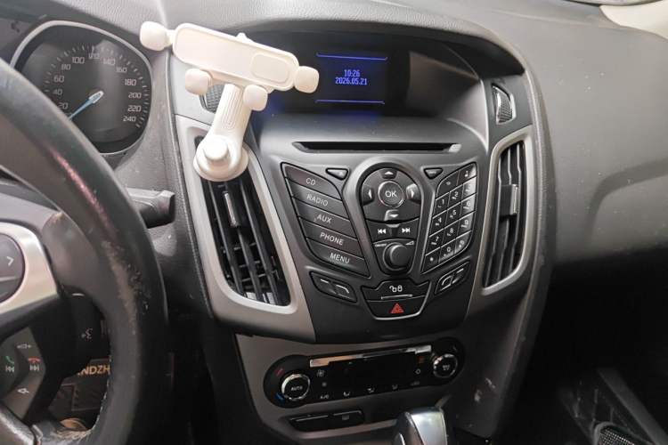 Used Ford Focus 2012 Sedan 1.6L Automatic Fashion Edition Audio And AC Panel