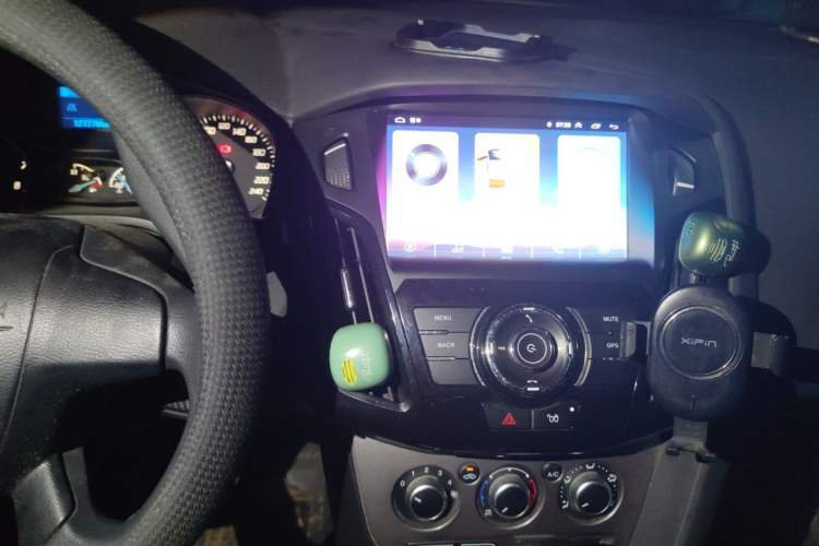 Used Ford Focus 2012 Hatchback 1.6L Automatic Comfort Model Audio And AC Panel