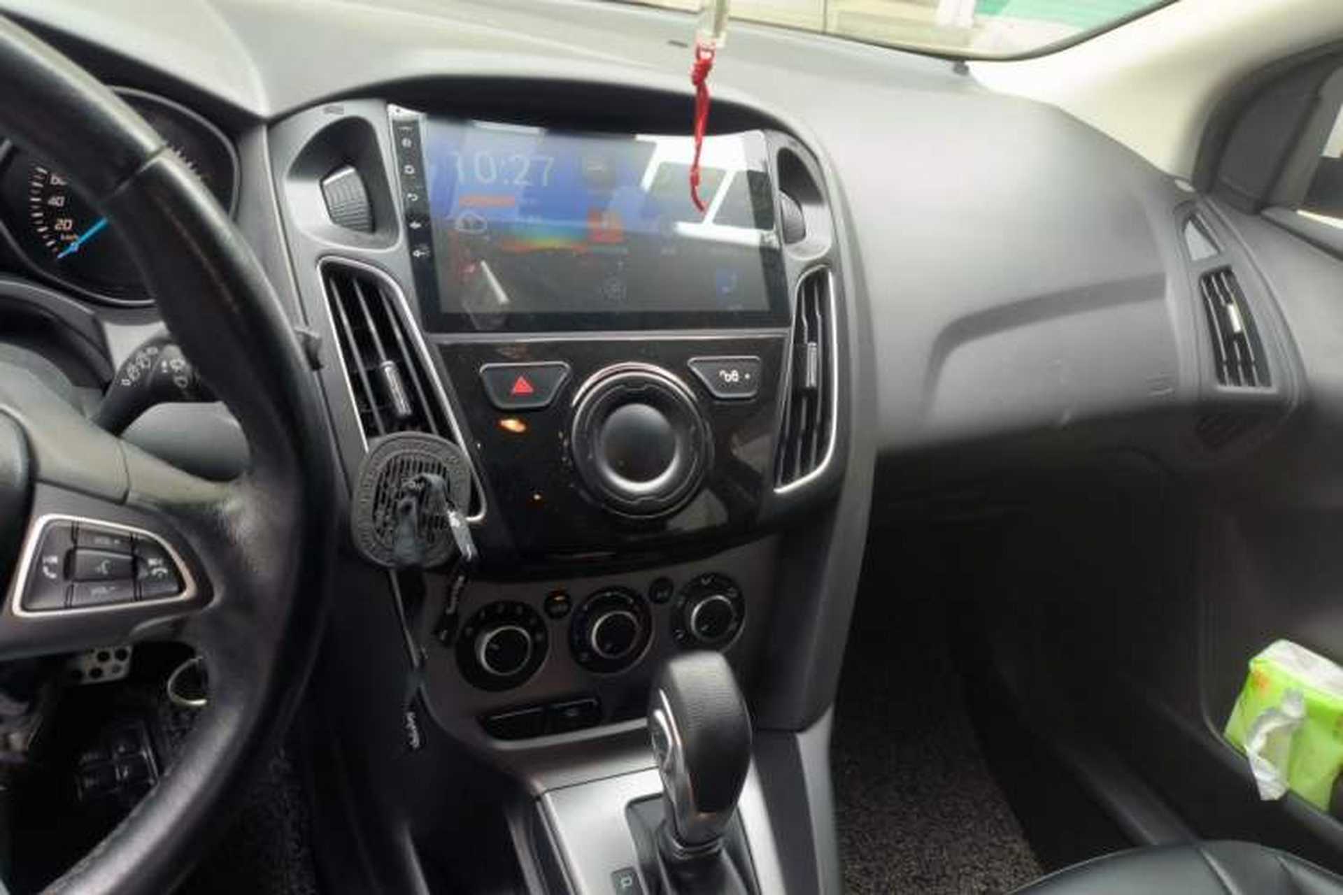 Used Ford Focus 2012 Hatchback 1.6L Automatic Comfort Model Audio And AC Panel
