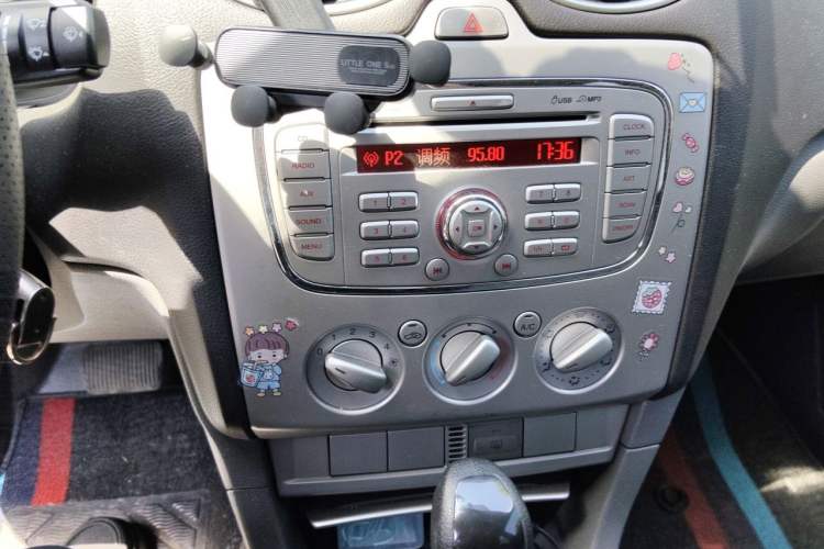 Used Ford Focus 2012 Hatchback Classic 1.8L Automatic Base Model Audio And AC Panel