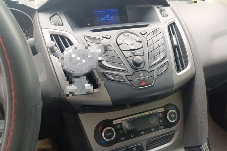 Used Ford Focus 2012 Sedan 1.6L Manual Fashion Edition Audio And AC Panel