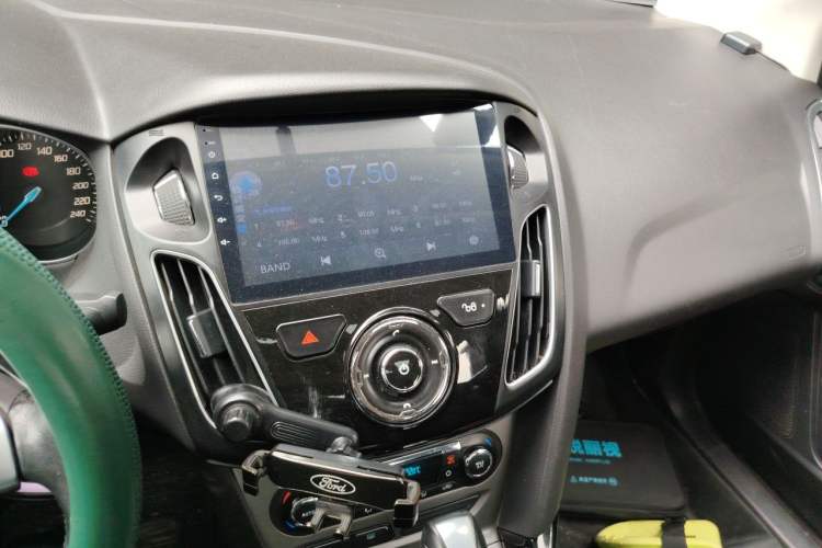 Used Ford Focus 2012 Sedan 1.6L Automatic Fashion Edition Audio And AC Panel