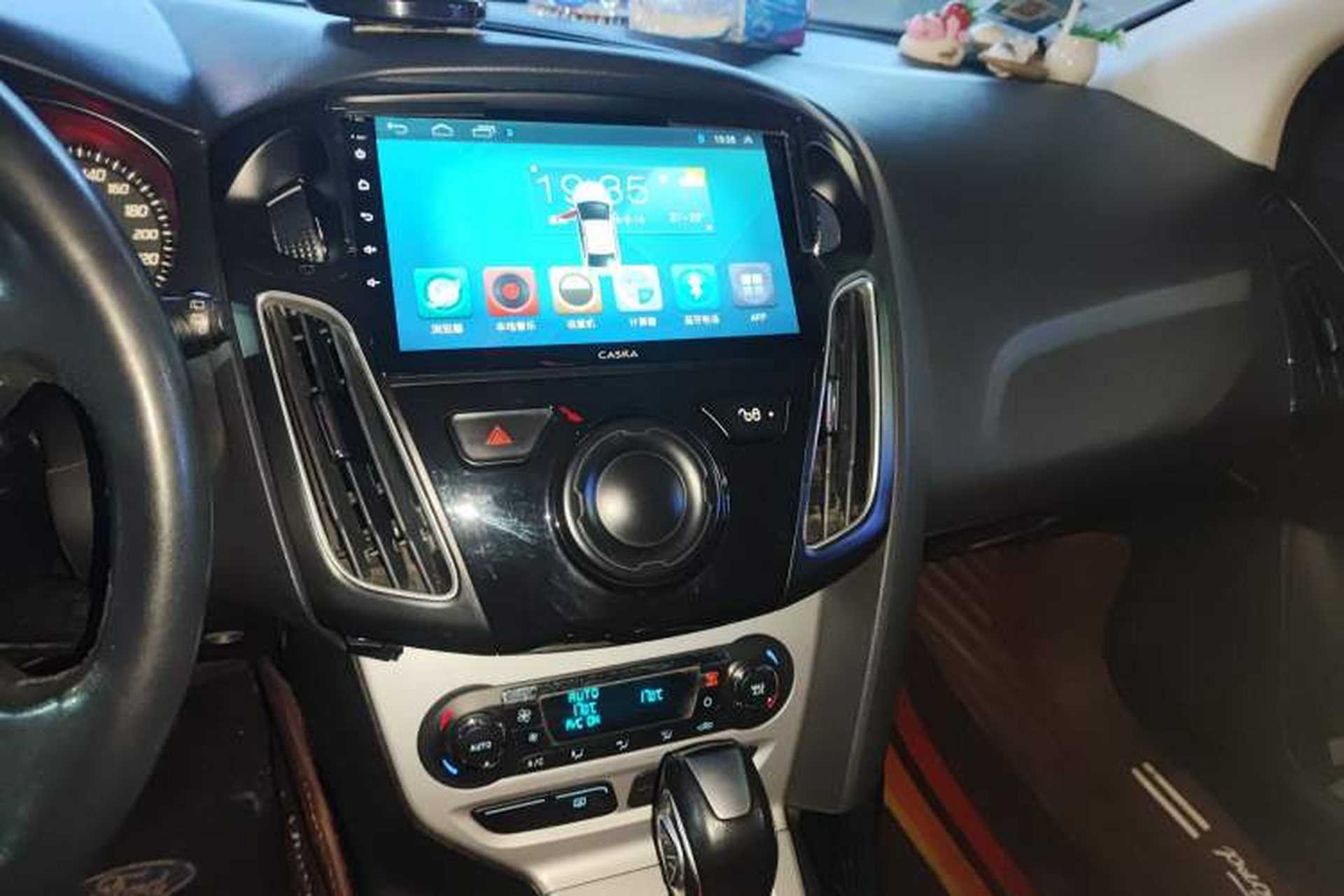Used Ford Focus 2012 Hatchback 2.0L Automatic Luxury Sport Model Audio And AC Panel