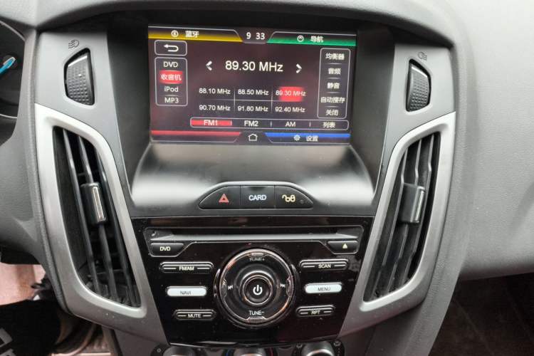 Used Ford Focus 2012 Hatchback 1.6L Automatic Comfort Model Audio And AC Panel