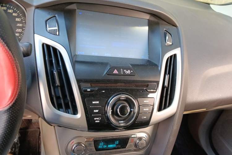 Used Ford Focus 2012 Sedan 1.6L Automatic Prestige Model Audio And AC Panel