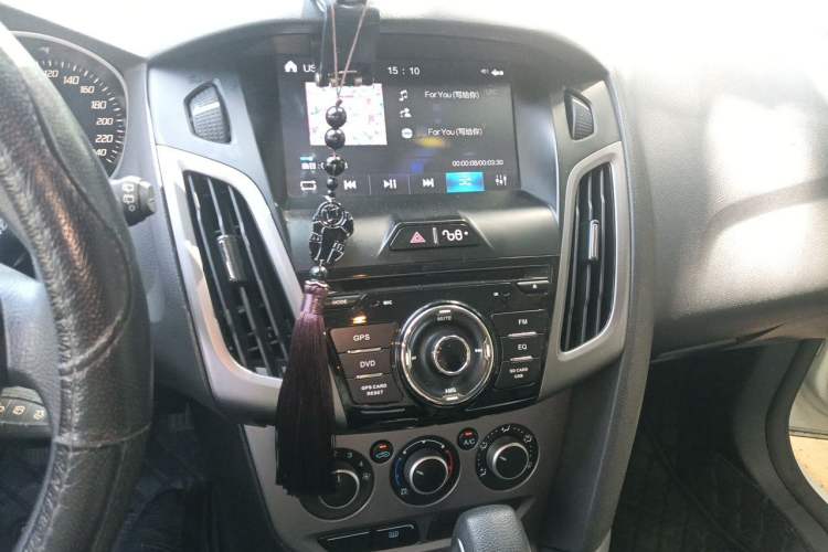 Used Ford Focus 2012 Hatchback 1.6L Automatic Comfort Model Audio And AC Panel