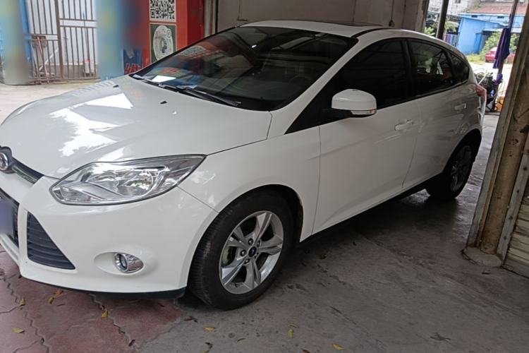 Used Ford Focus 2012 Hatchback 1.6L Automatic Fashion Edition Guazi used car, China used car export, Used car for sale, Used  cars, Cheapest cars for sale
