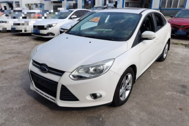 Used Ford Focus 2012 Sedan 1.6L Automatic Fashion Edition