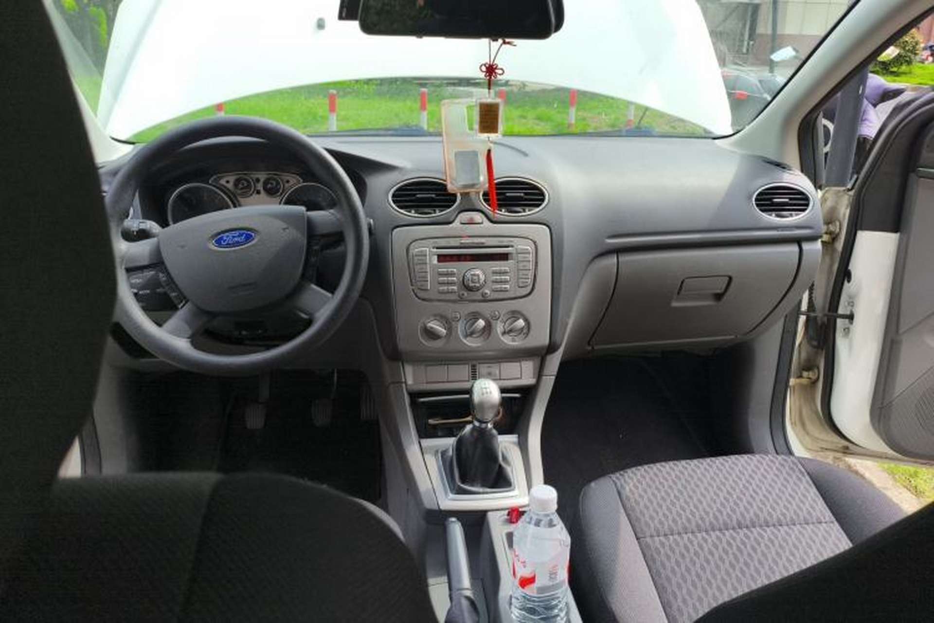 Used Ford Focus 2012 Hatchback Classic 1.8L Manual Base Model Center Console