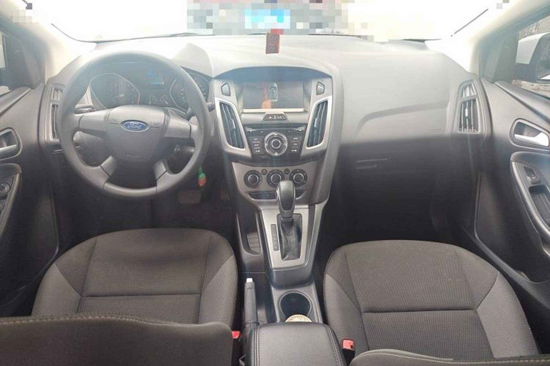 Used Ford Focus 2012 Hatchback 1.6L Automatic Comfort Model Center Console