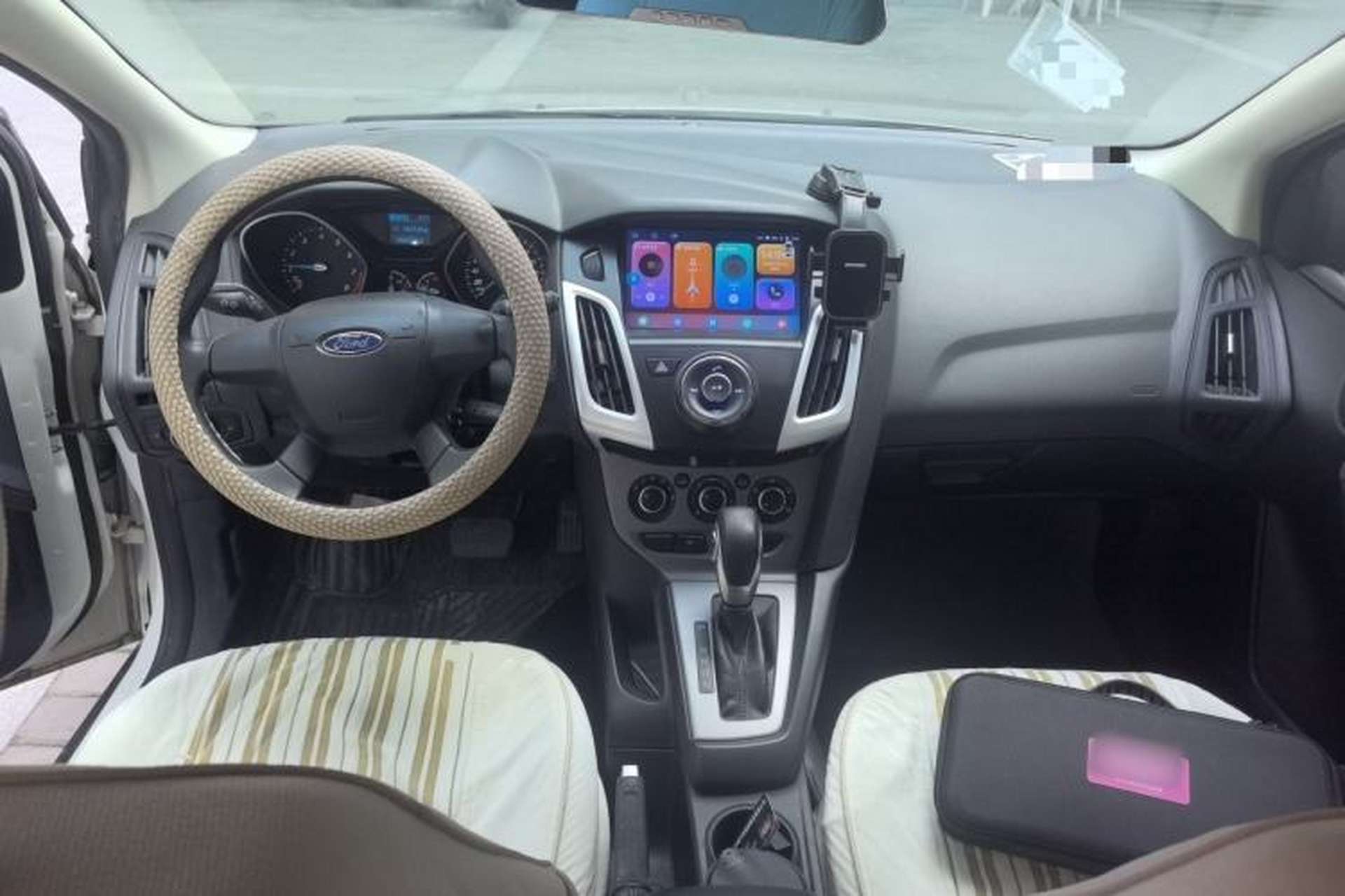 Used Ford Focus 2012 Hatchback 1.6L Automatic Comfort Model Center Console