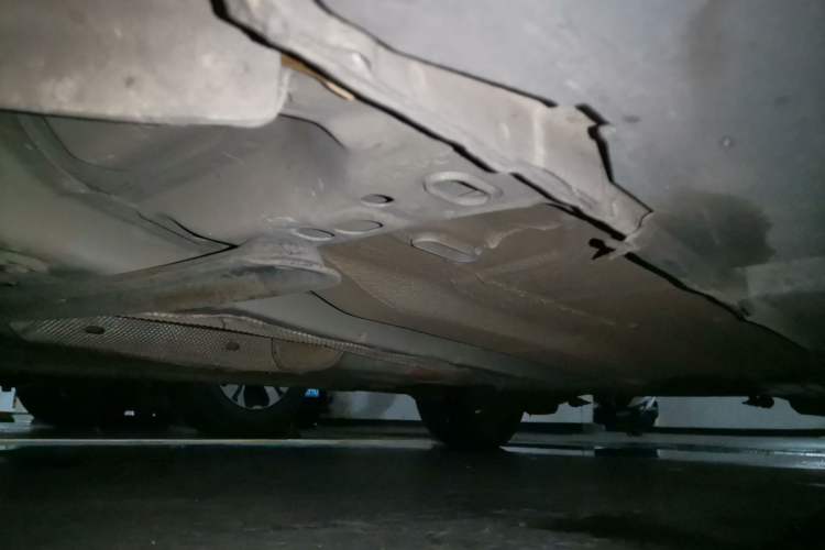 Used Ford Focus 2012 Hatchback 1.6L Automatic Fashion Edition Chassis Front Left