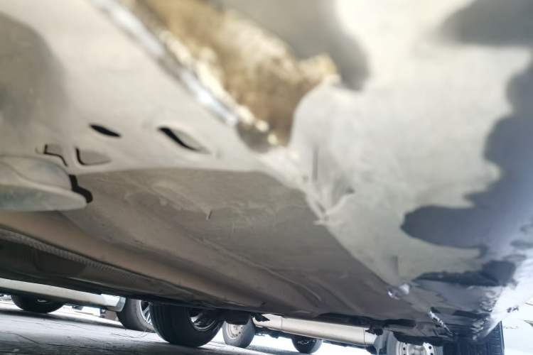Used Ford Focus 2012 Sedan 1.6L Automatic Fashion Edition Chassis Front Left
