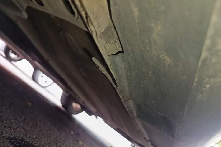 Used Ford Focus 2012 Sedan 1.6L Manual Fashion Edition Chassis Front Left