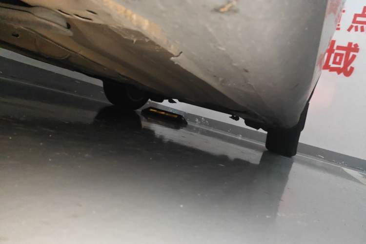Used Ford Focus 2012 Hatchback 1.6L Automatic Fashion Edition Chassis Front Left