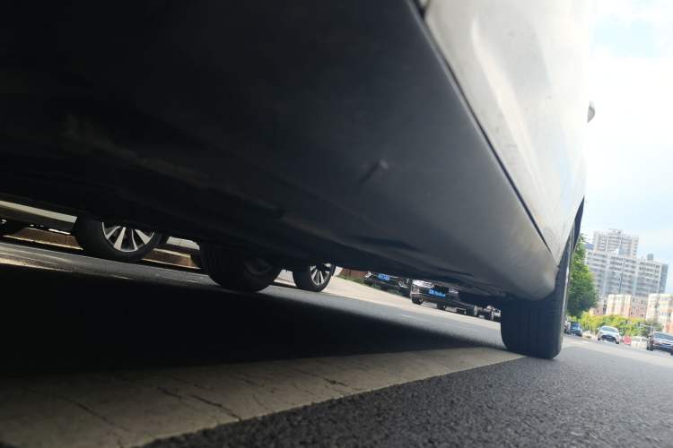 Used Ford Focus 2012 Hatchback 1.6L Automatic Fashion Edition Chassis Front Left