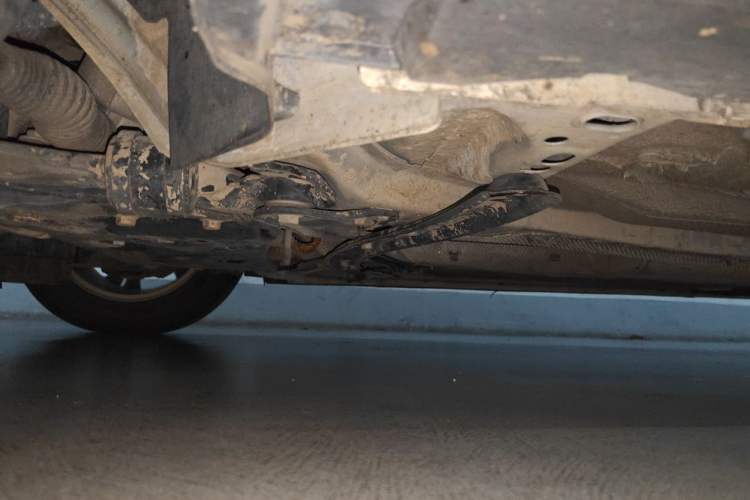 Used Ford Focus 2012 Sedan 1.6L Manual Fashion Edition Chassis Front Left