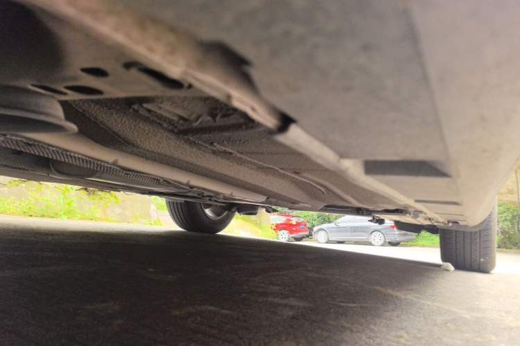 Used Ford Focus 2012 Sedan 1.6L Manual Fashion Edition Chassis Front Left
