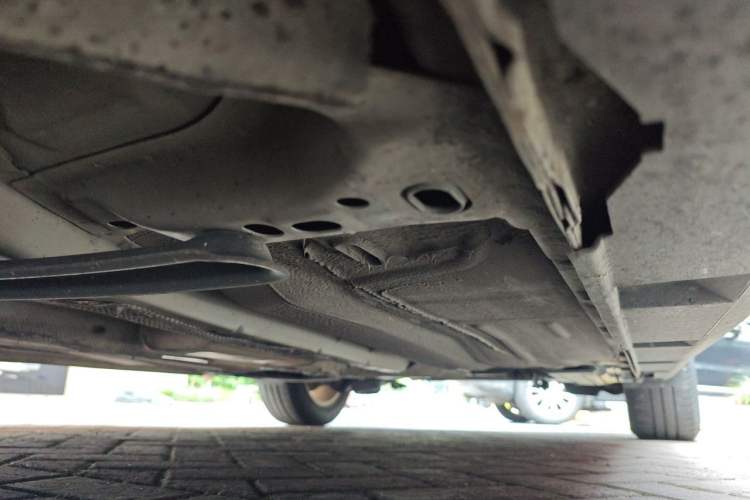 Used Ford Focus 2012 Hatchback 1.6L Automatic Fashion Edition Chassis Front Left