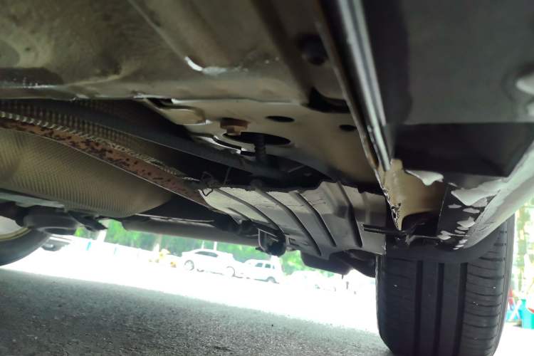 Used Ford Focus 2012 Hatchback 1.6L Automatic Fashion Edition Chassis Front Left