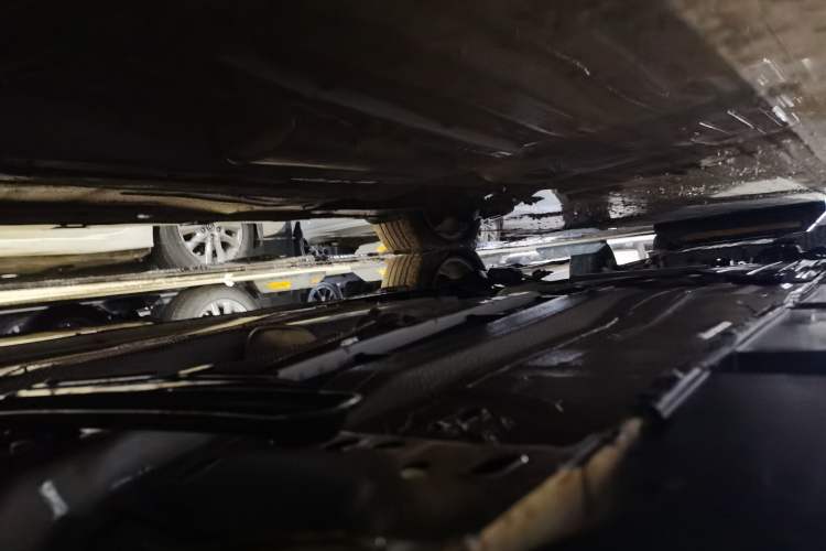 Used Ford Focus 2012 Sedan 1.6L Manual Comfort Model Chassis Front Right