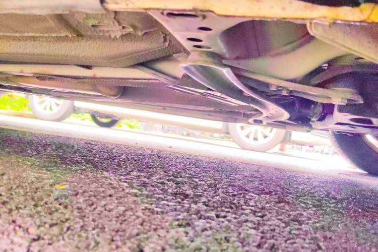Used Ford Focus 2012 Hatchback 1.6L Automatic Fashion Edition Chassis Front Right