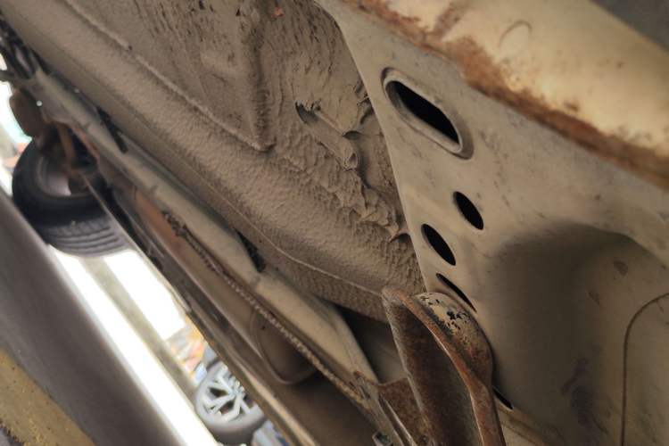 Used Ford Focus 2012 Sedan 1.6L Automatic Comfort Model Chassis Front Right