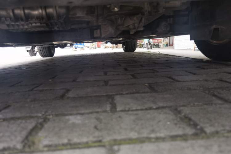 Used Ford Focus 2012 Hatchback 1.6L Automatic Fashion Edition Chassis Front