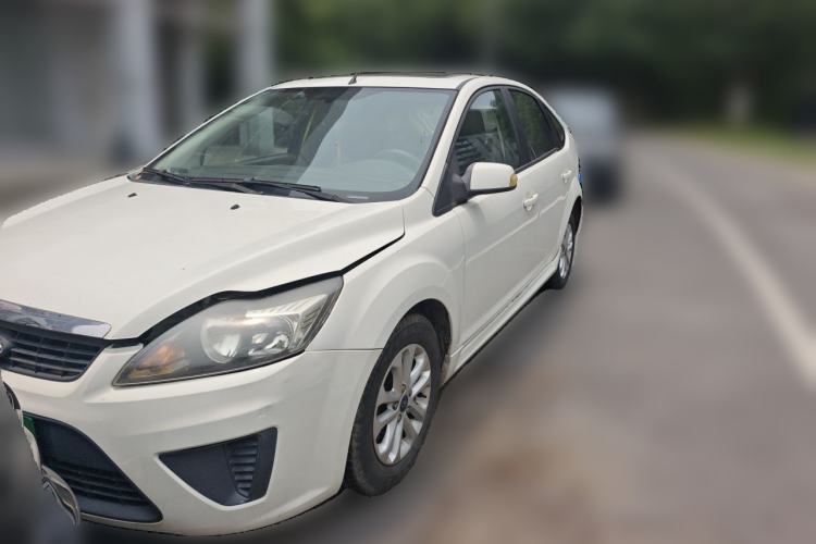 Used Ford Focus 2012 Hatchback Classic 1.8L Automatic Fashion Edition Guazi used car, China used car export, Used car for sale, Used  cars, Cheapest cars for sale