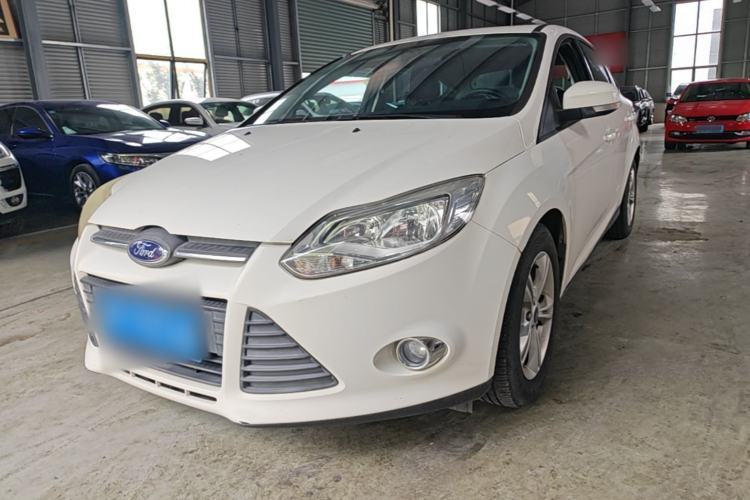 Used Ford Focus 2012 Hatchback 1.6L Automatic Fashion Edition Guazi used car, China used car export, Used car for sale, Used Ford cars, Cheapest cars for sale