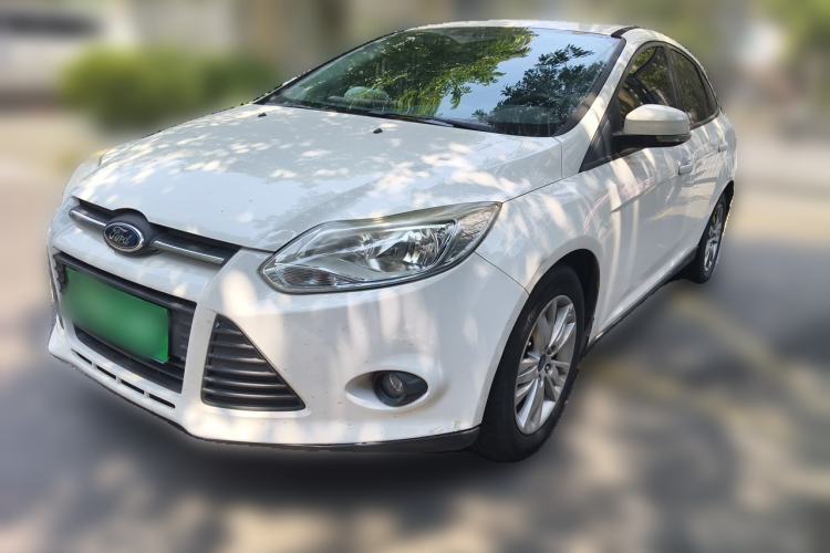 Used Ford Focus 2012 Sedan 1.6L Manual Comfort Model Guazi used car, China used car export, Used car for sale, Used cars, Cheapest cars for sale