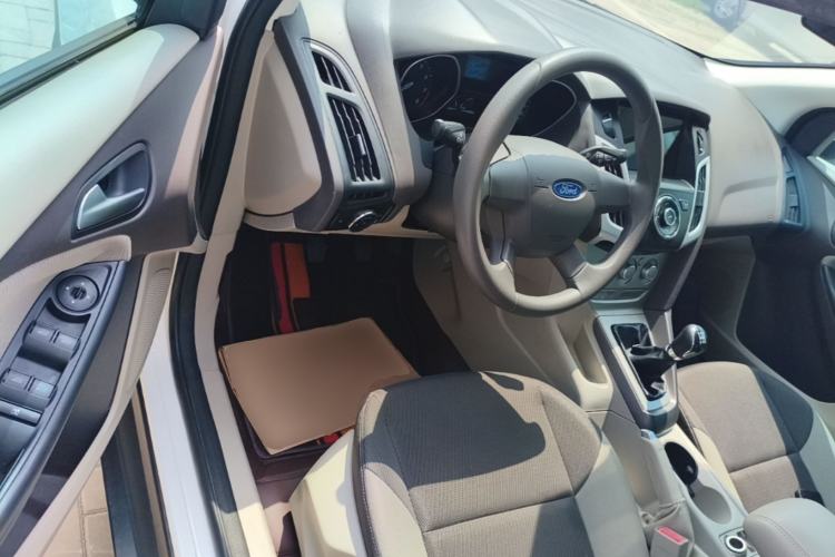 Used Ford Focus 2012 Sedan 1.6L Manual Comfort Model Driver Seat