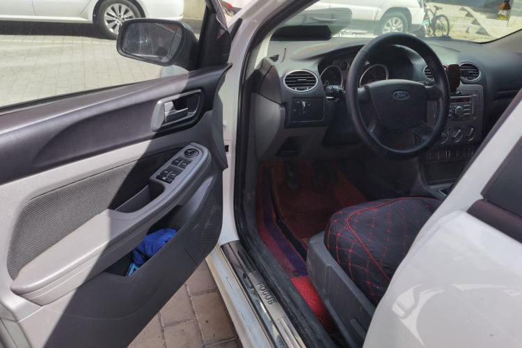 Used Ford Focus 2012 Hatchback Classic 1.8L Manual Base Model Driver Seat
